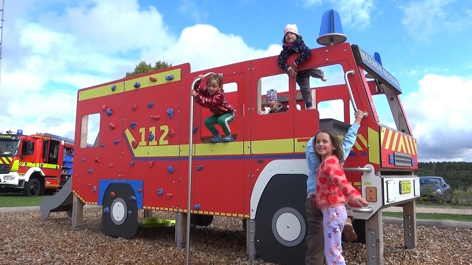 Di Gréiwelser Pompjeeën offréieren de Kanner eng Spillplaz