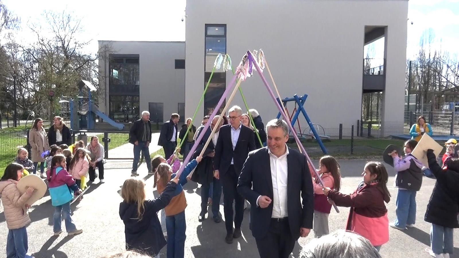 Nei sozial Wunnengen an eng vergréissert Schoul zu Beefort